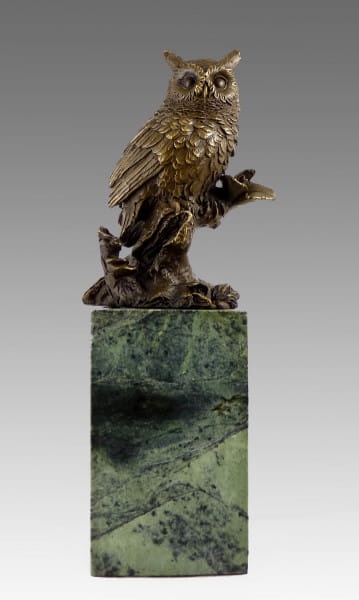 Elegante Bronzefigur - Eule auf Ast sitzend - signiert Milo