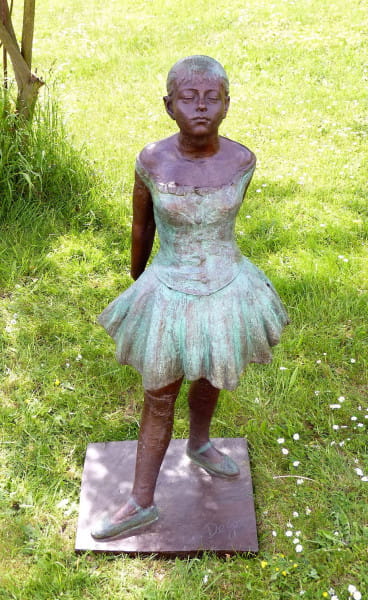 Großskulptur in Bronze - Die 14 Jährige Tänzerin - Edgar Degas