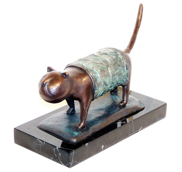 Modern Art Bronzefigur - XXL Katze auf Marmor - signiert Milo