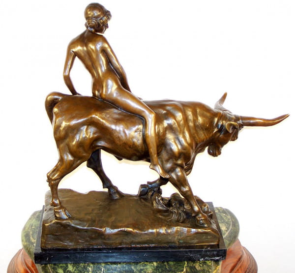 Großer Jugendstil Bronze Akt auf Stier signiert A. Hussmann