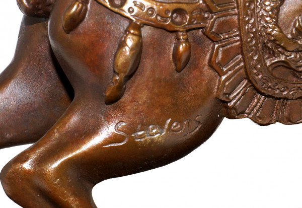 Bronzefigur - Widder / Geißbock auf Marmorsockel - Stevens