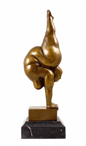 Weiblicher Bronze Akt - Frau im Handstand - Milo Skulptur