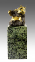 Kunstvolle Bronzefigur - Tierskulptur - Der Pandabär - von Milo