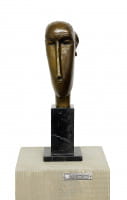 Abstrakte Bronzefigur - Woman's Head (1912) A. Modigliani