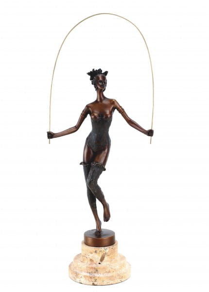 Erotik Girl Layla - Seilspringerin von Milo - Erotische Bronzefigur