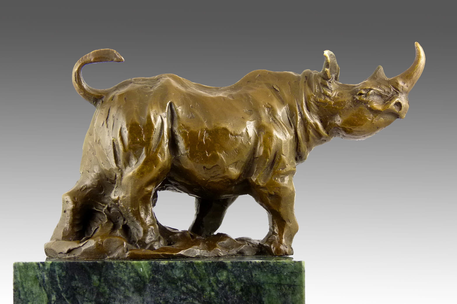 Rhino Tier Bronzefigur Nashorn sitzend Marmorblock Edel Geschenkidee Statuette