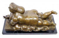 Modern Art Bronze - XXL Smoking Woman von Botero signiert
