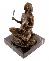 Indianer mit Trommel - Bronzefigur - Carl Kauba signiert