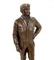 Pilot - Fliegerstatue aus dem 1.Weltkrieg - signierte Bronzefigur - Militaria