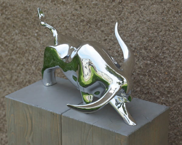 Chrom-Stier - Skulptur - Bull Fight - von Martin Klein