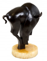 Moderne Kunst Tierbronze - Stier - signiert Martin Klein